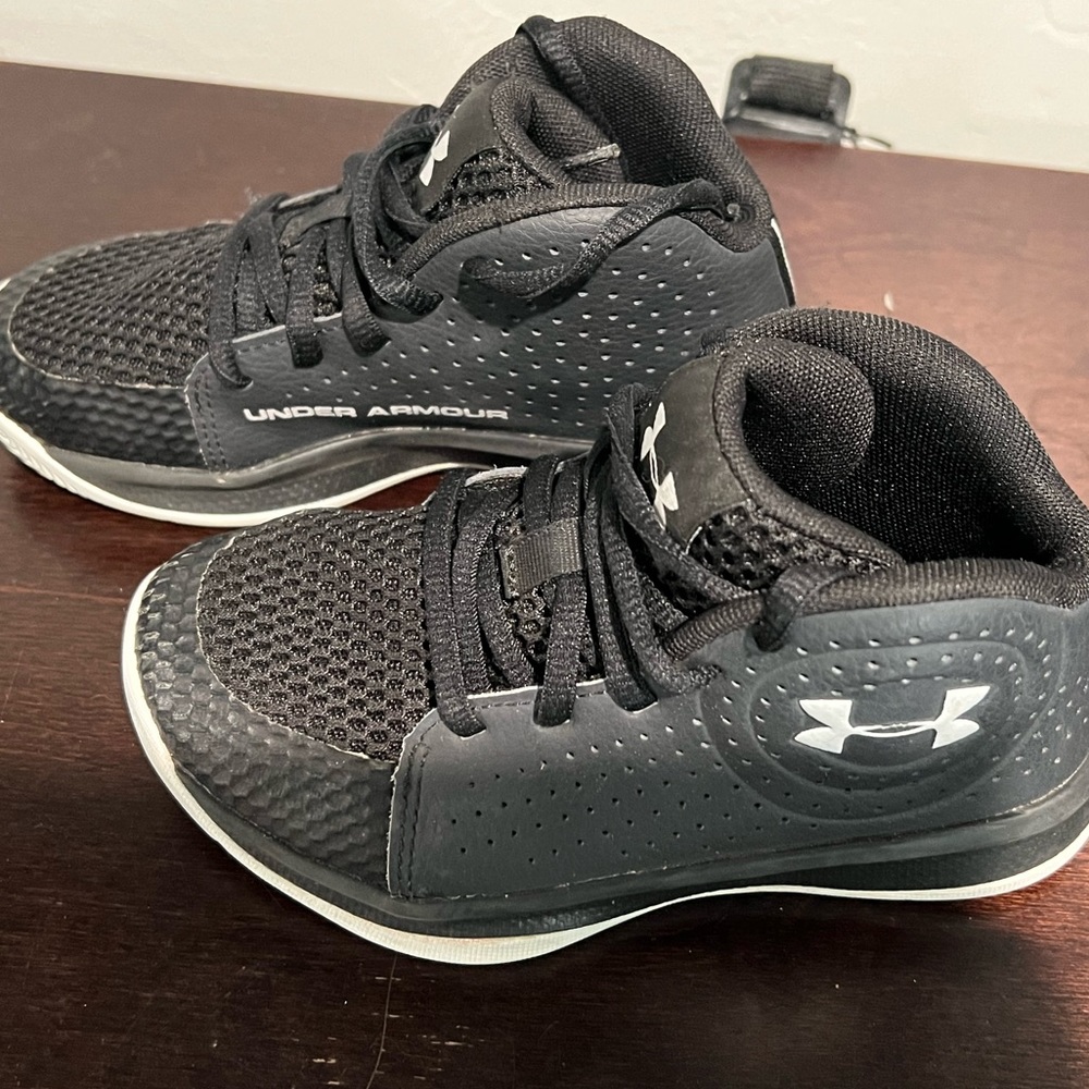 Under Armour boys Jet 2019 Basketball Shoe Black 11K - Picture 4 of 7